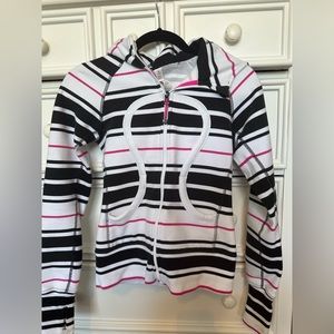 Lululemon Scuba Zip-Up, size 2
